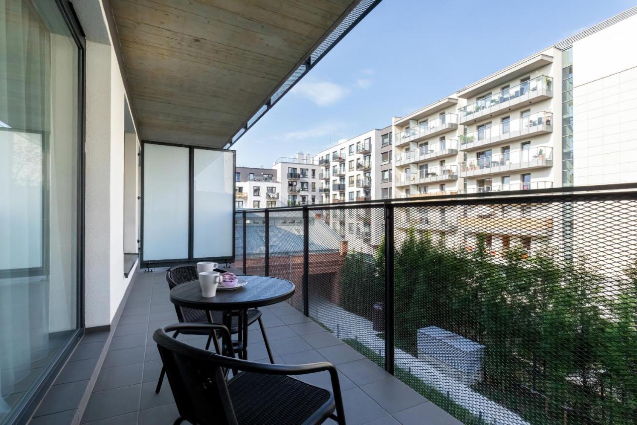 Modern City Center Apartments By Noclegi Renters 포즈난 외부 사진