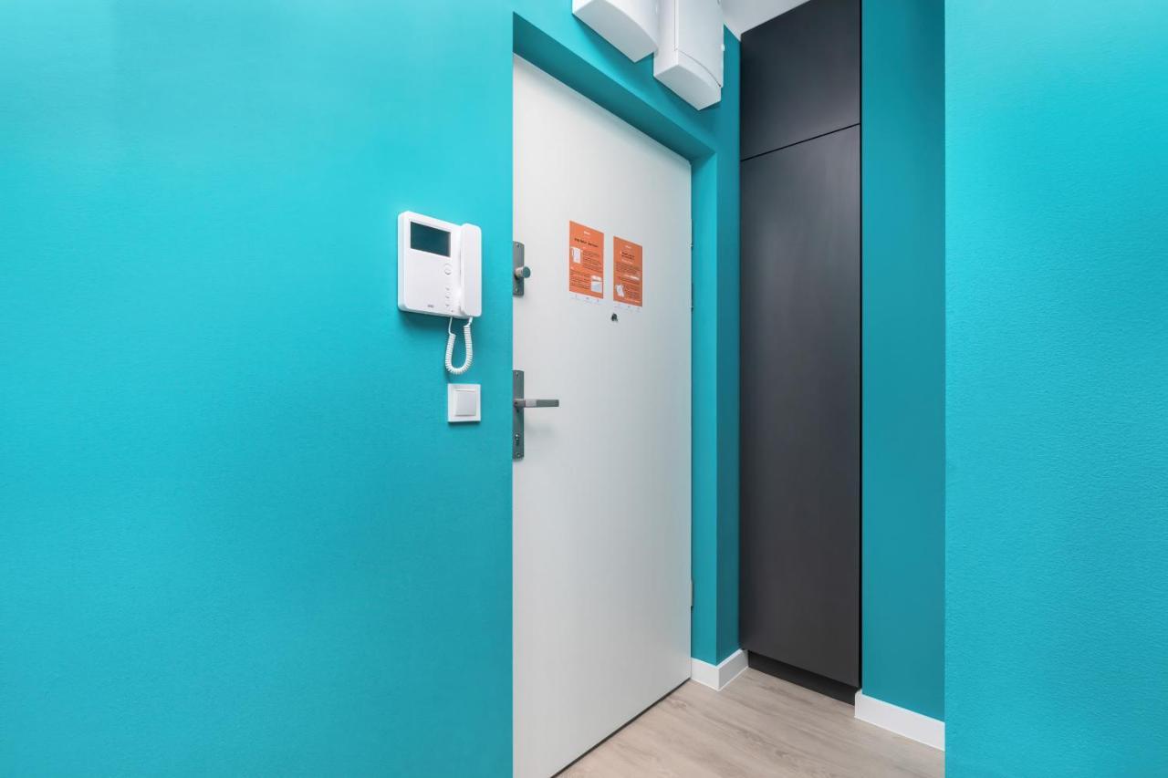 Modern City Center Apartments By Noclegi Renters 포즈난 외부 사진
