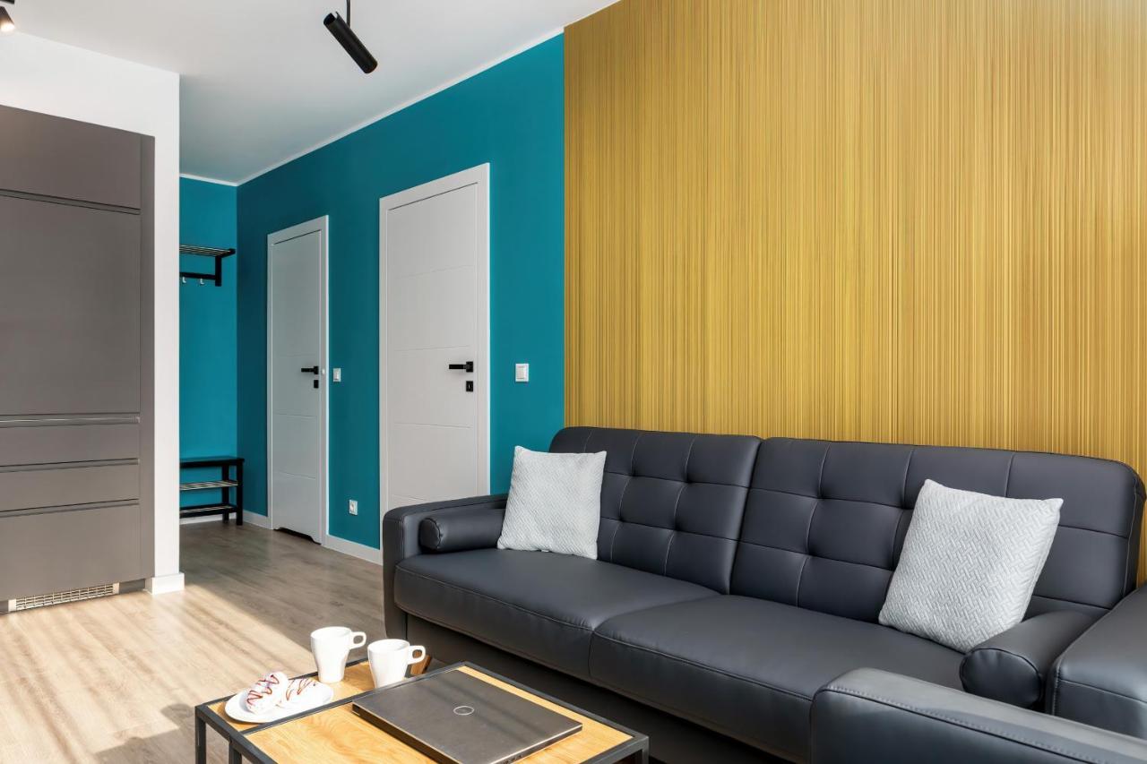 Modern City Center Apartments By Noclegi Renters 포즈난 외부 사진